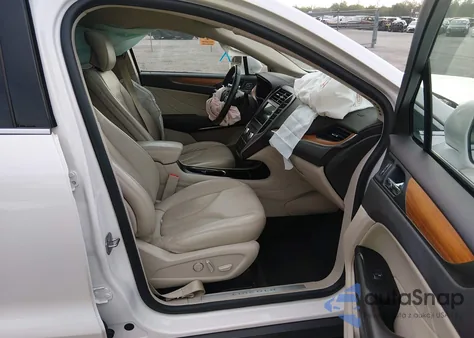 2019 Lincoln Mkc Select z USA, uszkodzony, nr VIN 5LMCJ2C97KUL07945